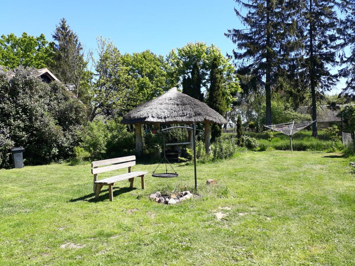 Agroturystyka Pod Debami W Klukach Smołdzino Buitenkant foto
