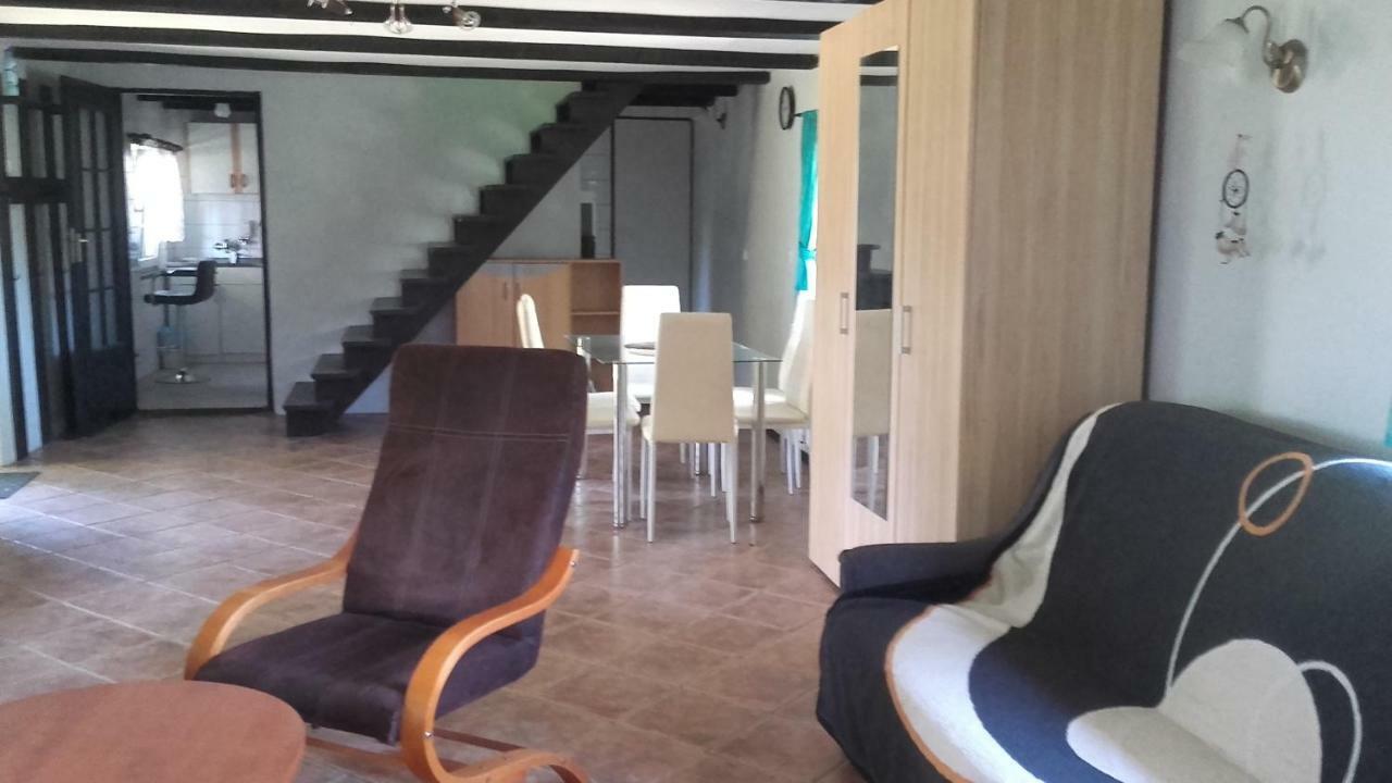 Agroturystyka Pod Debami W Klukach Smołdzino Buitenkant foto